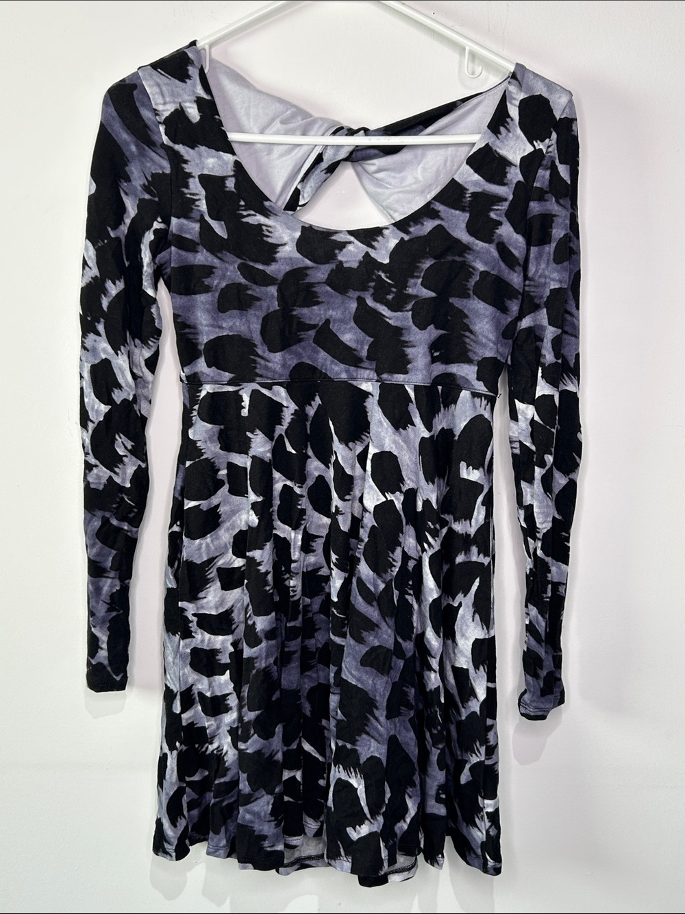 AX Armani Exchange Gray Black Animal Print Twist Back Skater Dress Small